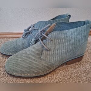 Hush Puppies Chukka Boots Womens Cyra Catelyn Lt Blue Suede Tassels Size 9.5